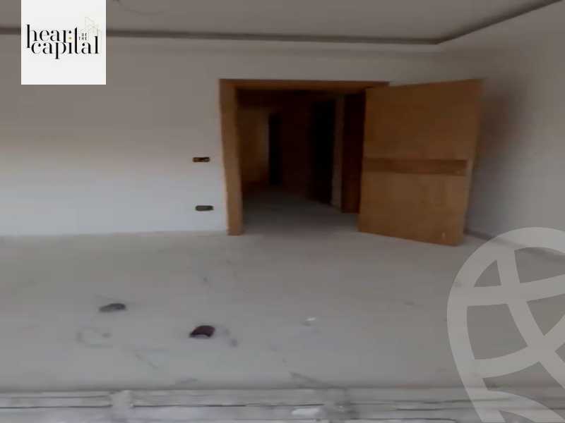 https://aqarmap.com.eg/en/listing/5628452-for-sale-cairo-new-cairo-compounds-flowers-park