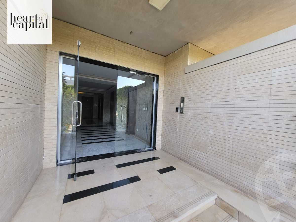 https://aqarmap.com.eg/en/listing/5628499-for-sale-cairo-new-cairo-compounds-galleria-moon-valley