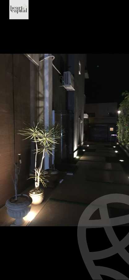 https://aqarmap.com.eg/ar/listing/5638111-for-sale-cairo-el-sheikh-zayed-city-compounds-kmbwnd-ljry-swdyk