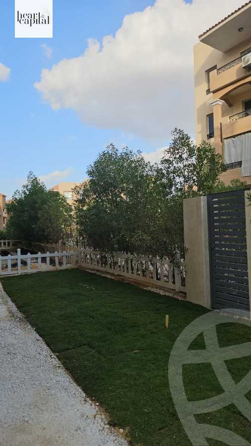 https://aqarmap.com.eg/en/listing/5695560-for-sale-cairo-el-sheikh-zayed-city-compounds-el-khamayel