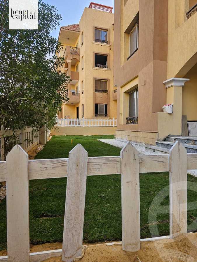 https://aqarmap.com.eg/en/listing/5695560-for-sale-cairo-el-sheikh-zayed-city-compounds-el-khamayel