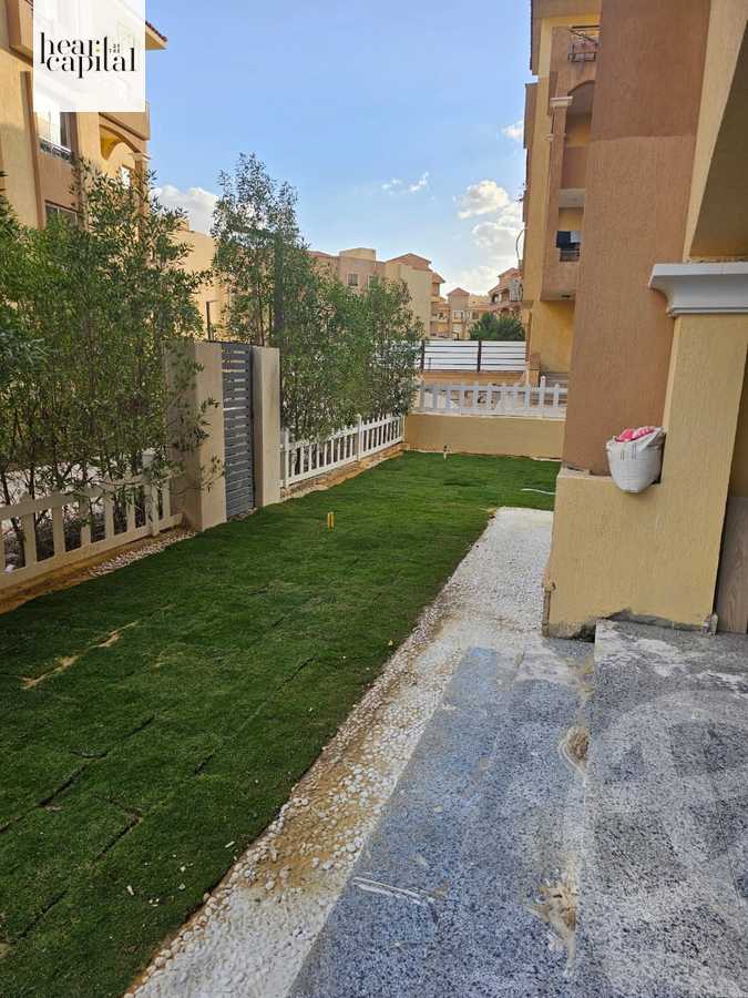 https://aqarmap.com.eg/en/listing/5695560-for-sale-cairo-el-sheikh-zayed-city-compounds-el-khamayel