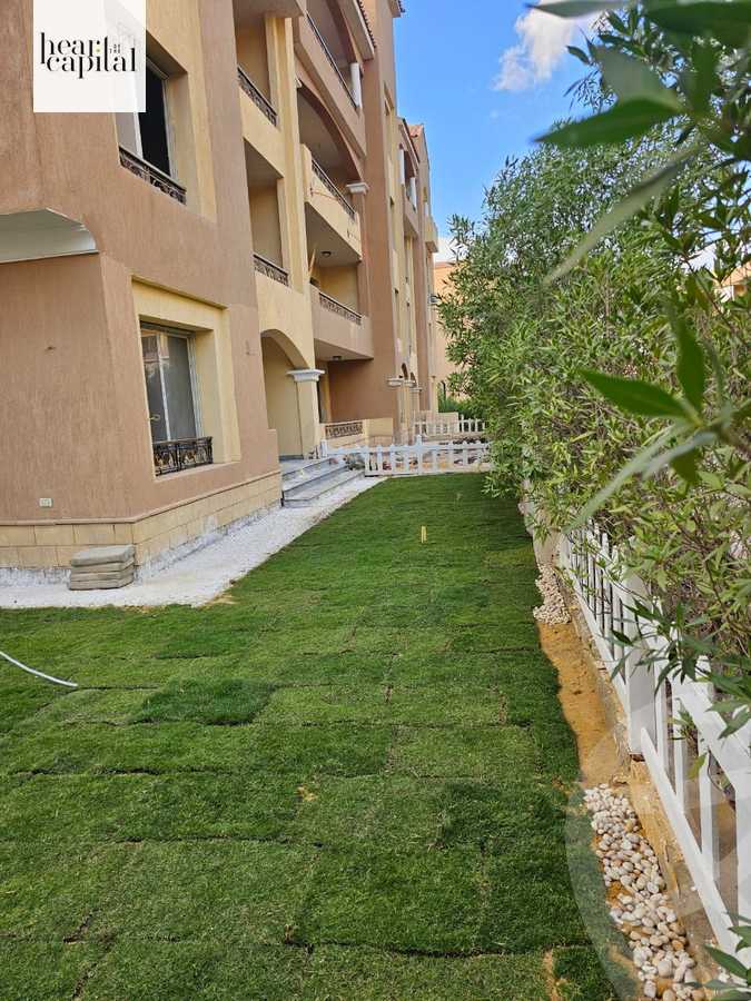 https://aqarmap.com.eg/en/listing/5695560-for-sale-cairo-el-sheikh-zayed-city-compounds-el-khamayel