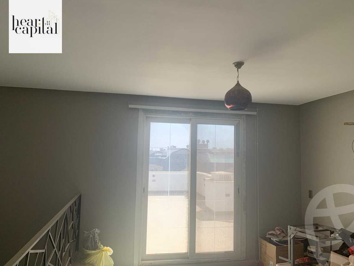 https://aqarmap.com.eg/en/listing/5728137-for-sale-cairo-new-cairo-compounds-mountain-view-hyde-park