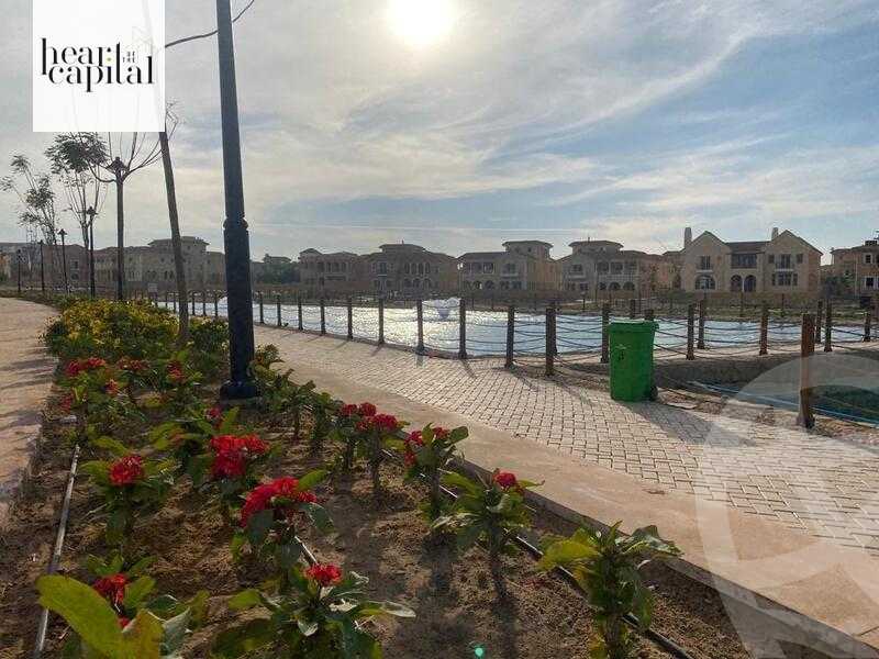 https://aqarmap.com.eg/en/listing/5808651-for-sale-cairo-new-cairo-compounds-hyde-park