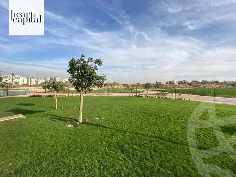 https://aqarmap.com.eg/en/listing/5808651-for-sale-cairo-new-cairo-compounds-hyde-park