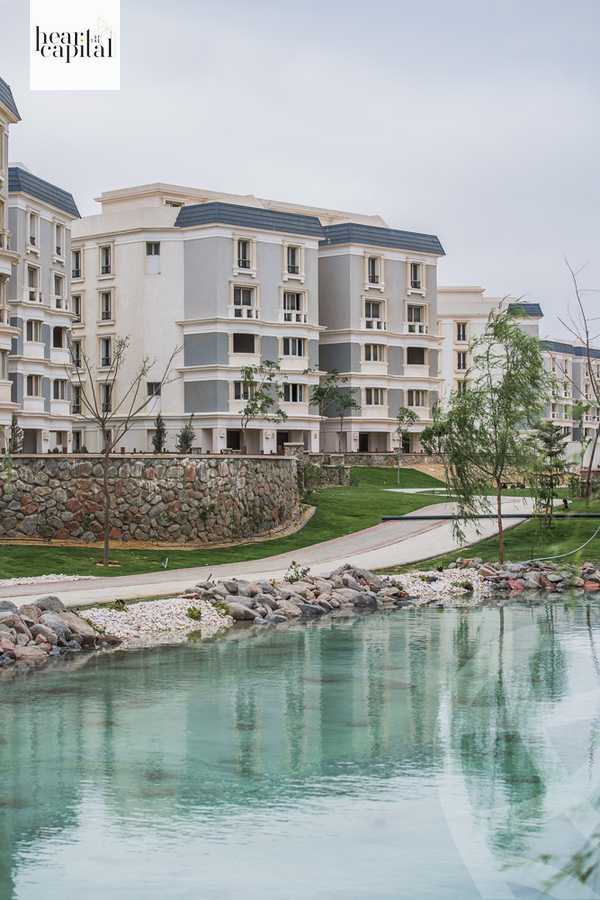 https://aqarmap.com.eg/en/listing/5814168-for-sale-cairo-new-cairo-compounds-mountain-view-hyde-park