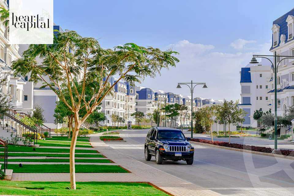 https://aqarmap.com.eg/en/listing/5814741-for-sale-cairo-new-cairo-compounds-mountain-view-hyde-park