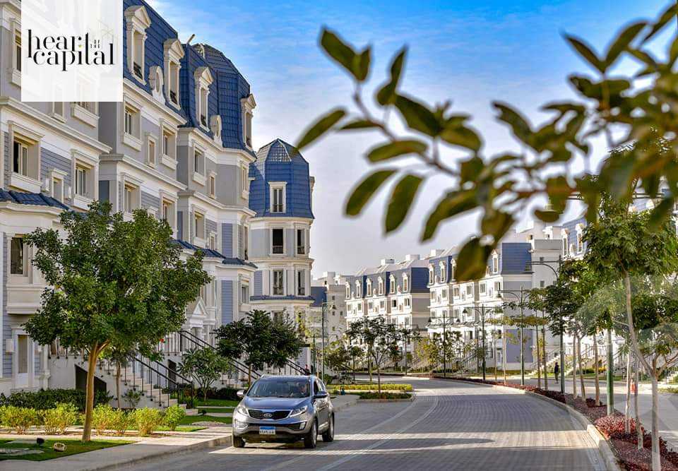 https://aqarmap.com.eg/en/listing/5814744-for-sale-cairo-new-cairo-compounds-mountain-view-hyde-park