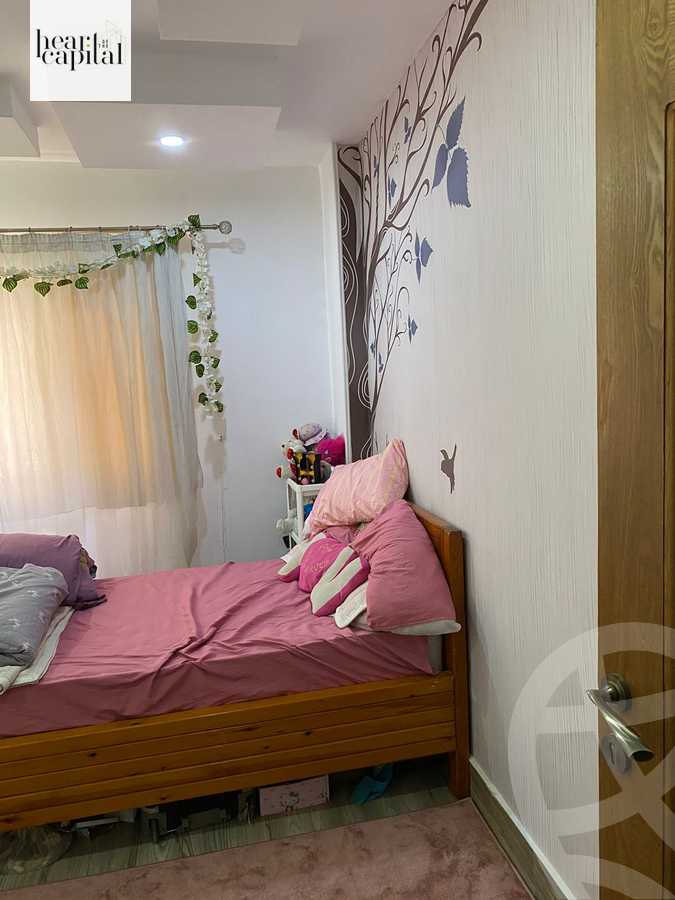 https://aqarmap.com.eg/en/listing/5819915-for-sale-cairo-new-cairo-compounds-el-ashrafia
