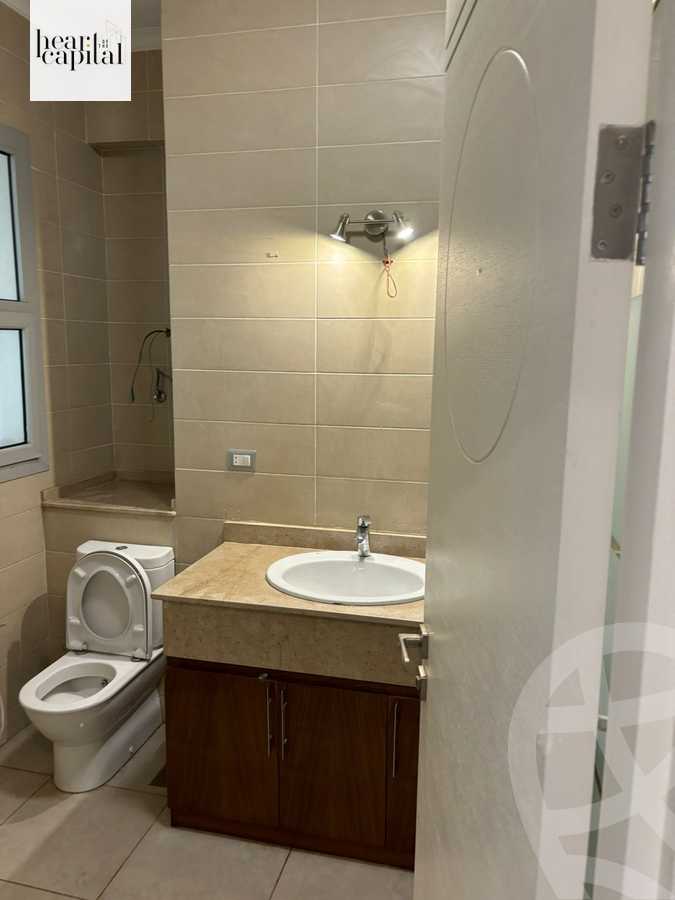 https://aqarmap.com.eg/en/listing/5830506-for-sale-cairo-new-cairo-compounds-kmbwnd-fyldj-jyt-blm-hylz