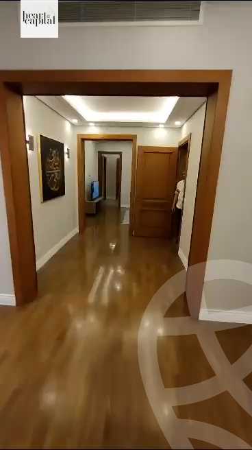 https://aqarmap.com.eg/ar/listing/5835538-for-sale-cairo-new-cairo-first-settlement-mhwr-mstfy-kml