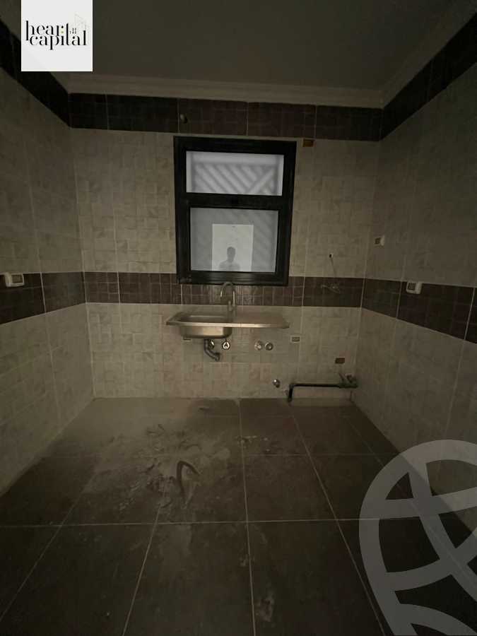 https://aqarmap.com.eg/en/listing/5877875-for-sale-cairo-new-administrative-capital-r7-celia-mntq-l-mrt-1