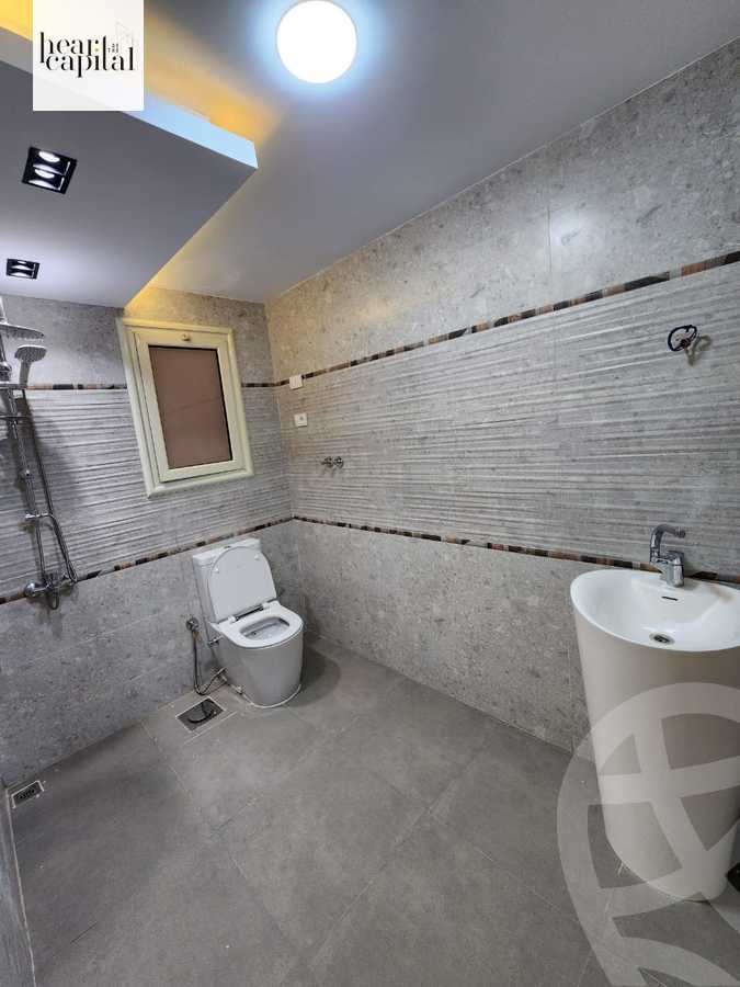 https://aqarmap.com.eg/en/listing/5882526-for-sale-cairo-el-sheikh-zayed-city-compounds-el-khamayel