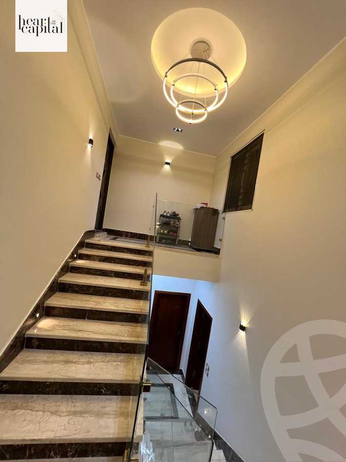 https://aqarmap.com.eg/en/listing/5888295-for-sale-cairo-el-sheikh-zayed-city-compounds-el-khamayel