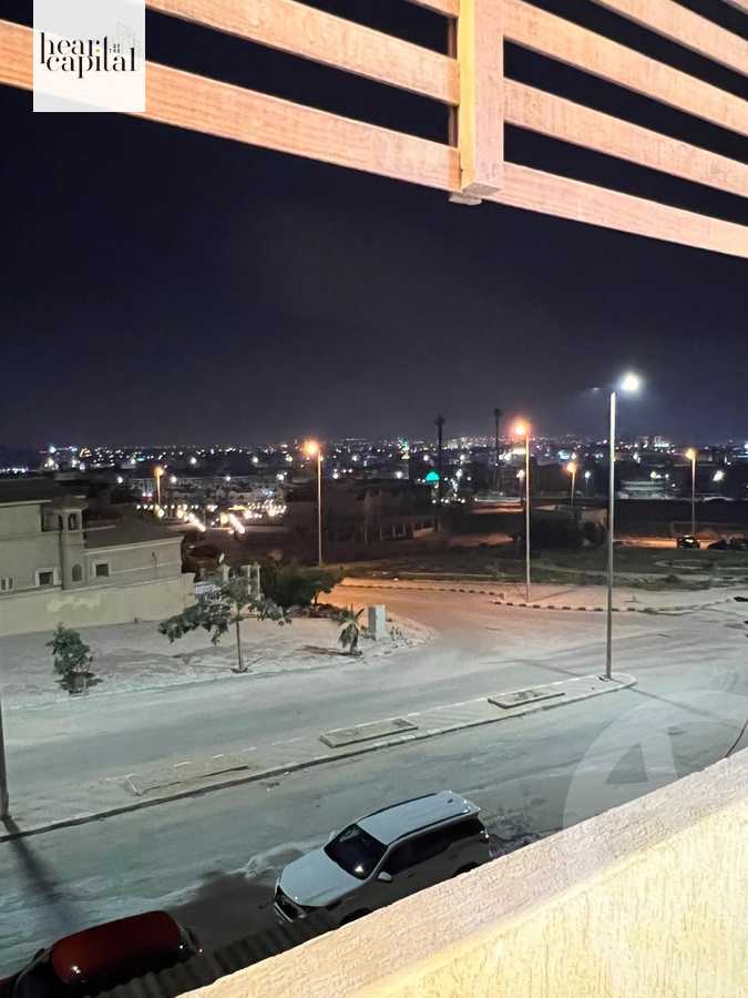 https://aqarmap.com.eg/en/listing/5888295-for-sale-cairo-el-sheikh-zayed-city-compounds-el-khamayel