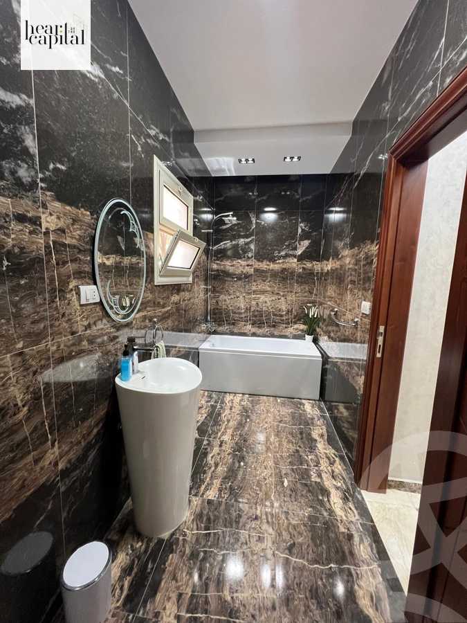 https://aqarmap.com.eg/en/listing/5888295-for-sale-cairo-el-sheikh-zayed-city-compounds-el-khamayel