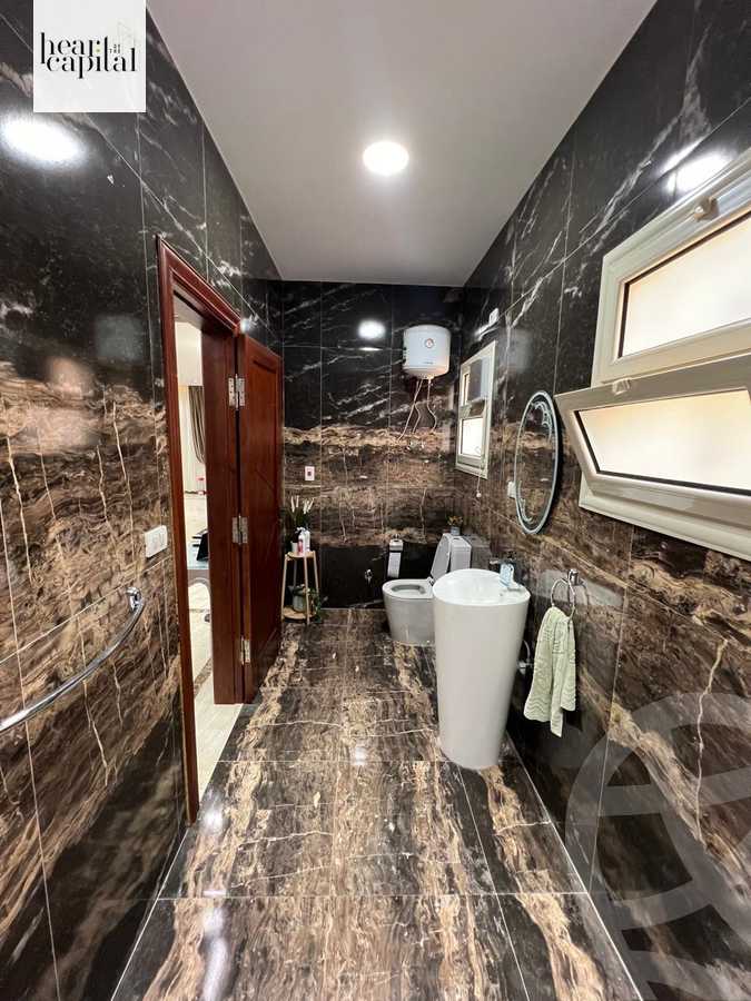 https://aqarmap.com.eg/en/listing/5888295-for-sale-cairo-el-sheikh-zayed-city-compounds-el-khamayel