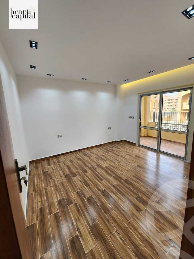 https://aqarmap.com.eg/en/listing/5900429-for-sale-cairo-el-sheikh-zayed-city-compounds-el-khamayel