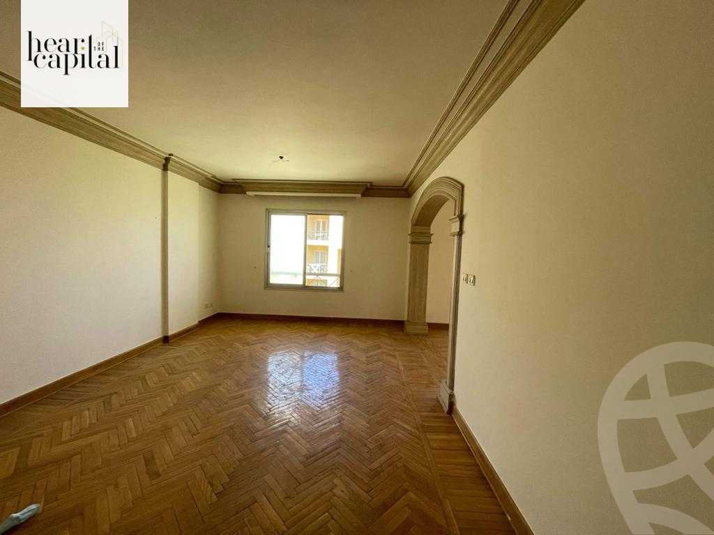 https://aqarmap.com.eg/en/listing/5903342-for-sale-cairo-new-cairo-lrhb-city-phase-1-ahmed-rami-st