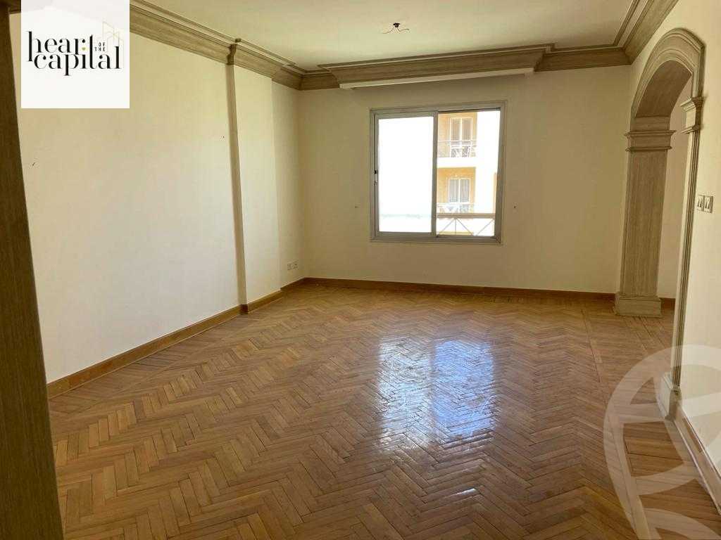 https://aqarmap.com.eg/en/listing/5903342-for-sale-cairo-new-cairo-lrhb-city-phase-1-ahmed-rami-st