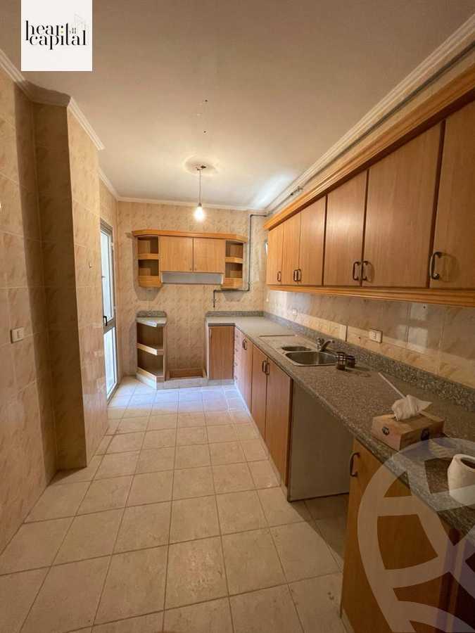 https://aqarmap.com.eg/en/listing/5903342-for-sale-cairo-new-cairo-lrhb-city-phase-1-ahmed-rami-st