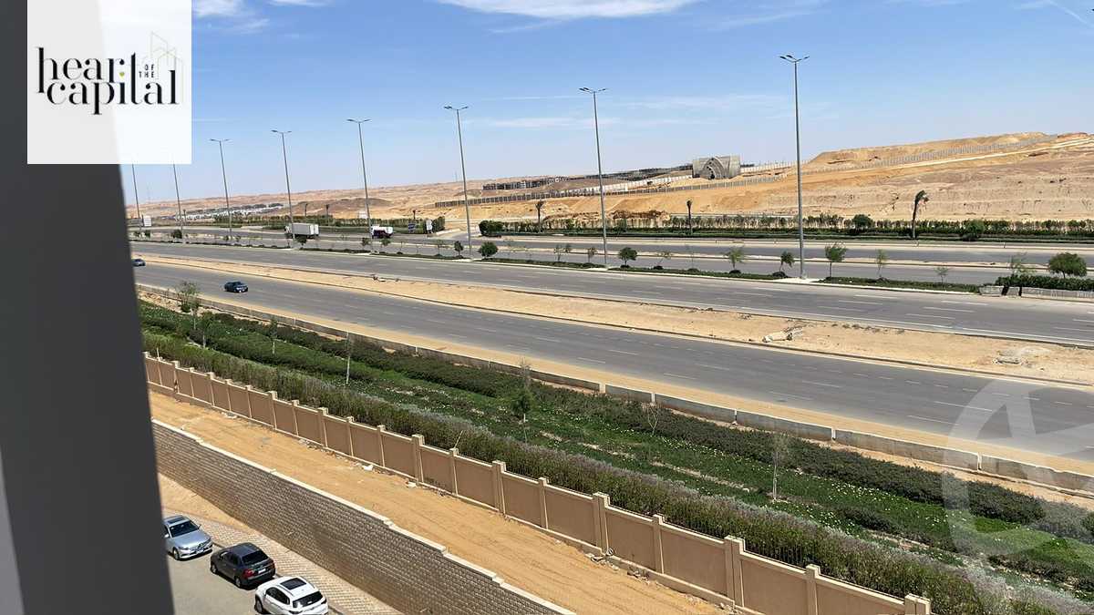 https://aqarmap.com.eg/ar/listing/5904180-for-sale-cairo-new-cairo-compounds-hyde-park-park-corner-hyde-park