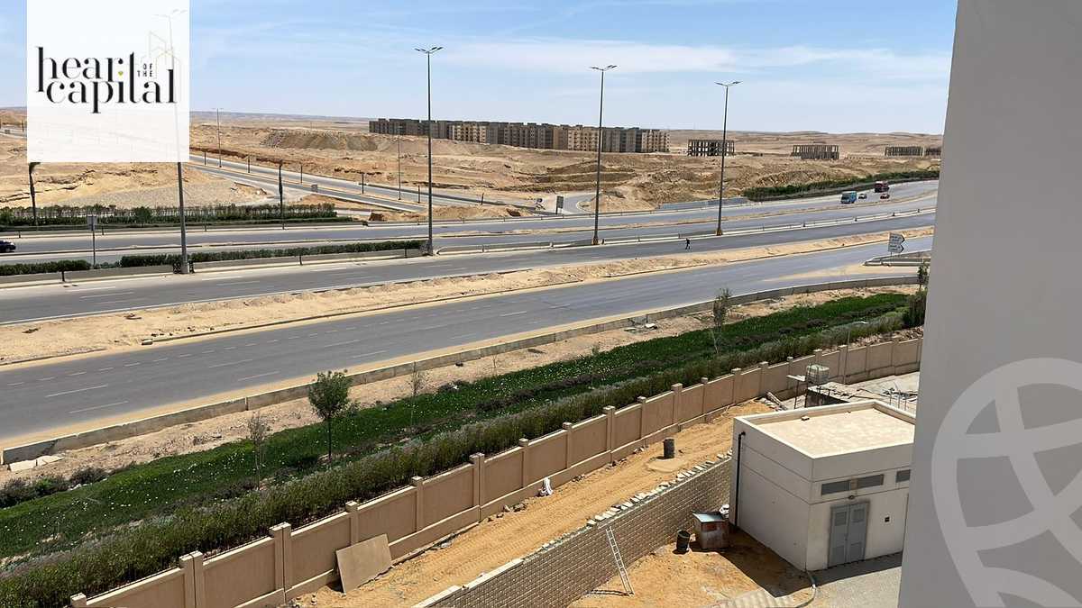 https://aqarmap.com.eg/ar/listing/5904180-for-sale-cairo-new-cairo-compounds-hyde-park-park-corner-hyde-park