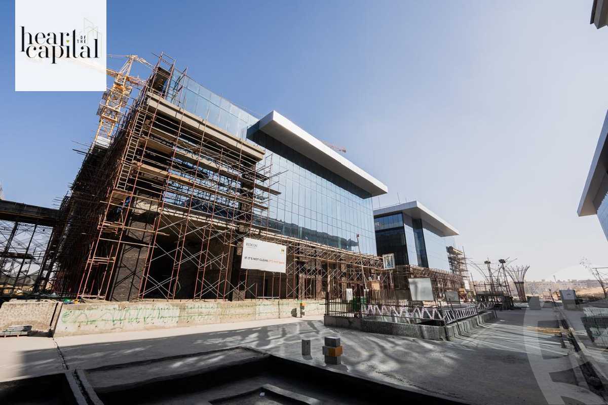 https://aqarmap.com.eg/en/listing/5907786-for-sale-cairo-new-cairo-compounds-golden-gate-redcon