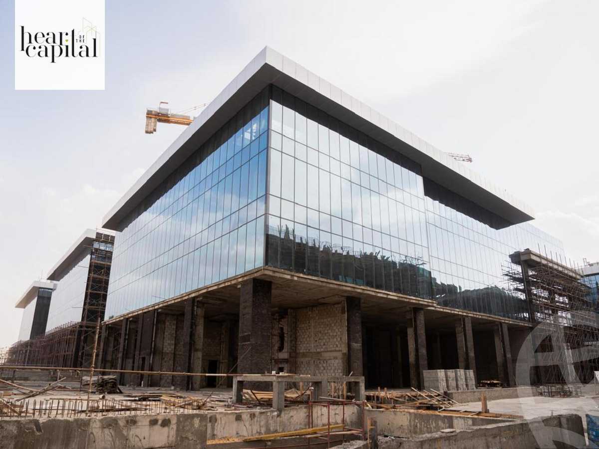 https://aqarmap.com.eg/en/listing/5937175-for-sale-cairo-new-cairo-compounds-golden-gate-redcon