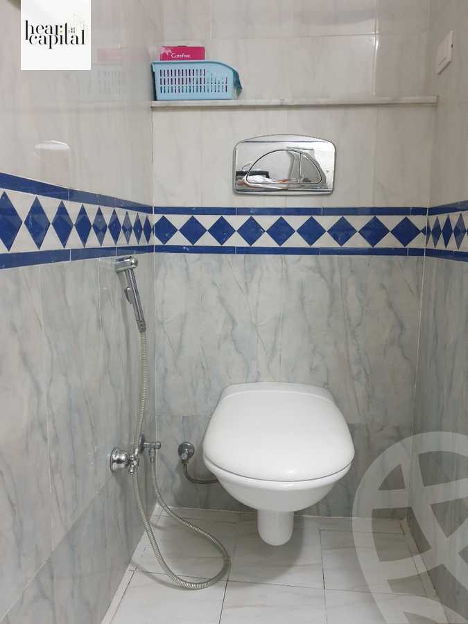 https://aqarmap.com.eg/en/listing/5964172-for-sale-cairo-new-cairo-ganob-el-akadamiya-south-academy-a-al-mekdad-ibn-omar-street