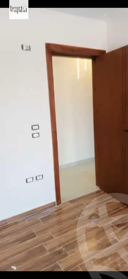 https://aqarmap.com.eg/en/listing/5977259-for-sale-cairo-el-sheikh-zayed-city-compounds-el-khamayel