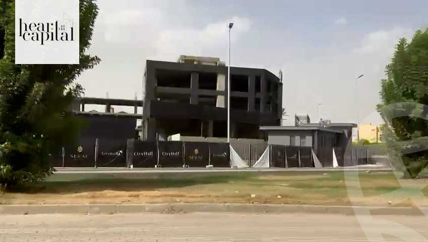 https://aqarmap.com.eg/ar/listing/5980795-for-sale-cairo-new-cairo-compounds-city-hall-mall-serac