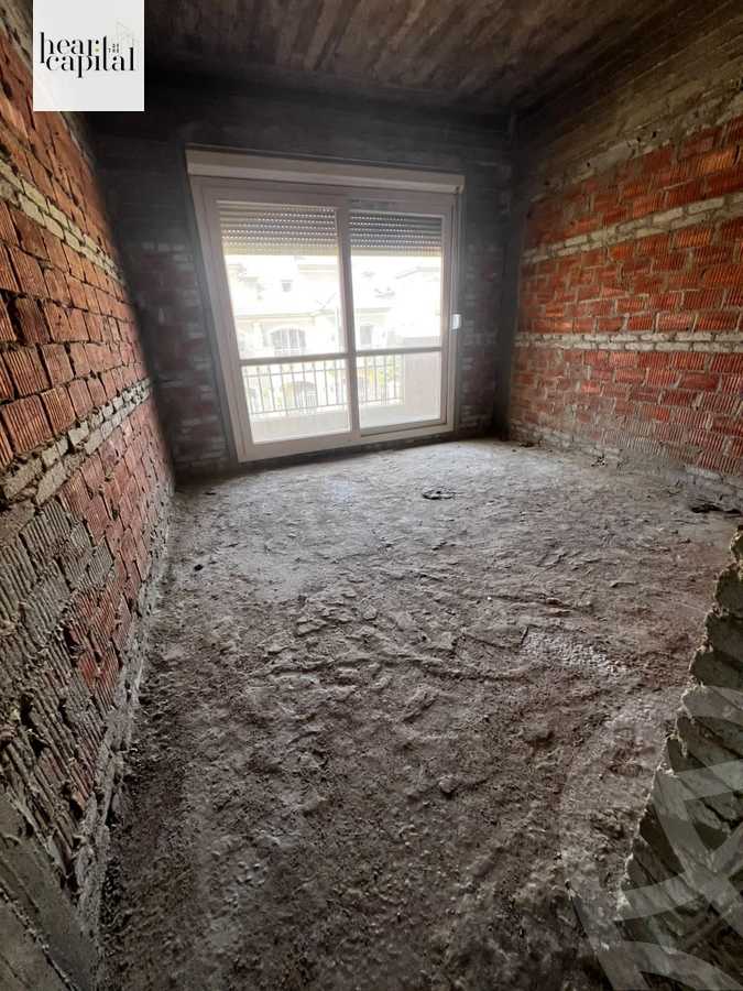 https://aqarmap.com.eg/en/listing/5989471-for-sale-cairo-new-cairo-compounds-el-patio-oro