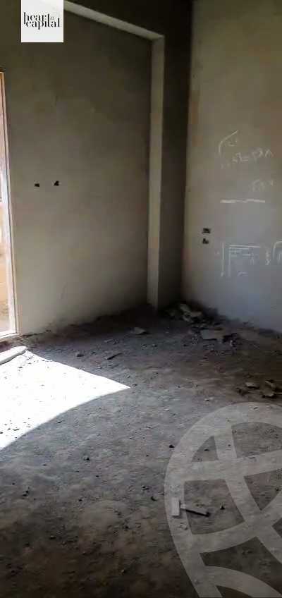 https://aqarmap.com.eg/ar/listing/5998997-for-sale-cairo-new-cairo-first-settlement-mhwr-mstfy-kml