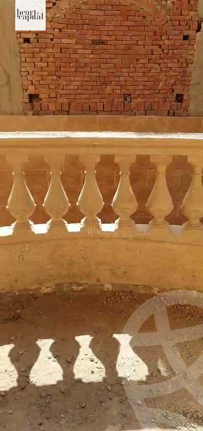 https://aqarmap.com.eg/ar/listing/5998997-for-sale-cairo-new-cairo-first-settlement-mhwr-mstfy-kml