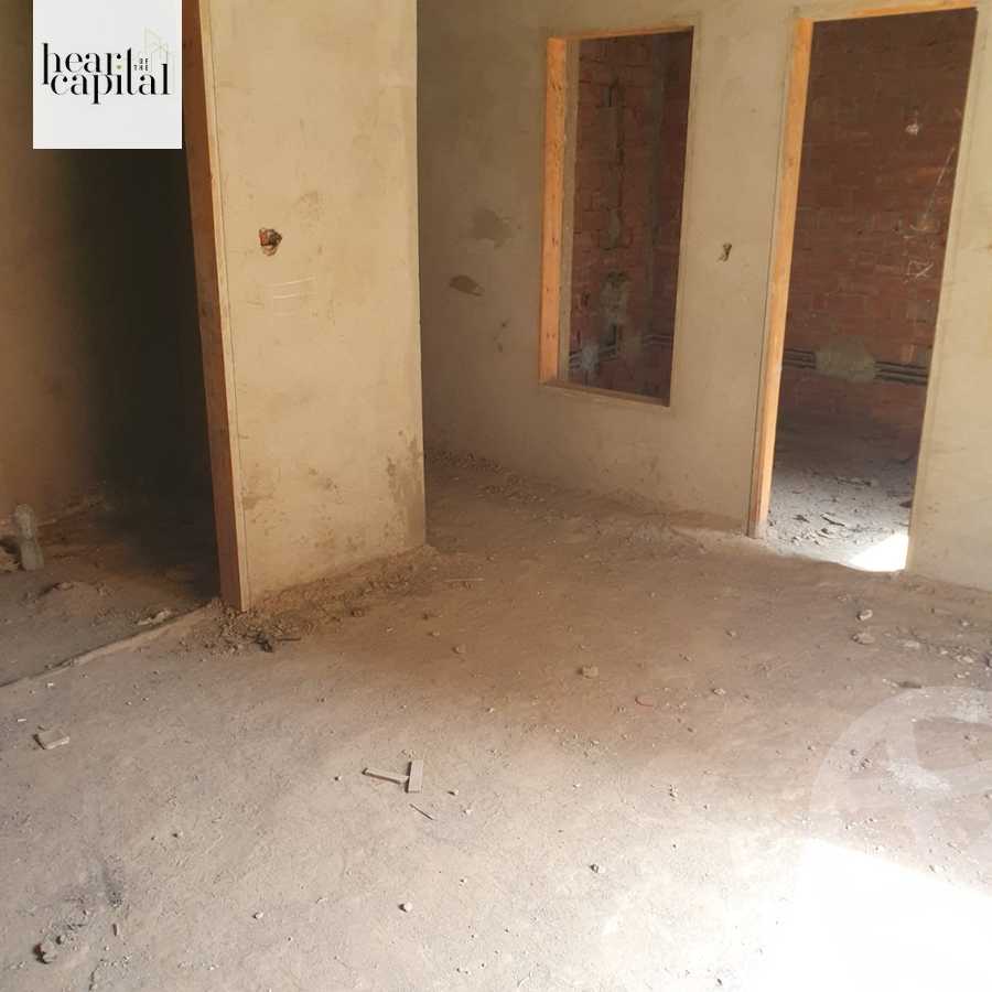 https://aqarmap.com.eg/ar/listing/5998997-for-sale-cairo-new-cairo-first-settlement-mhwr-mstfy-kml