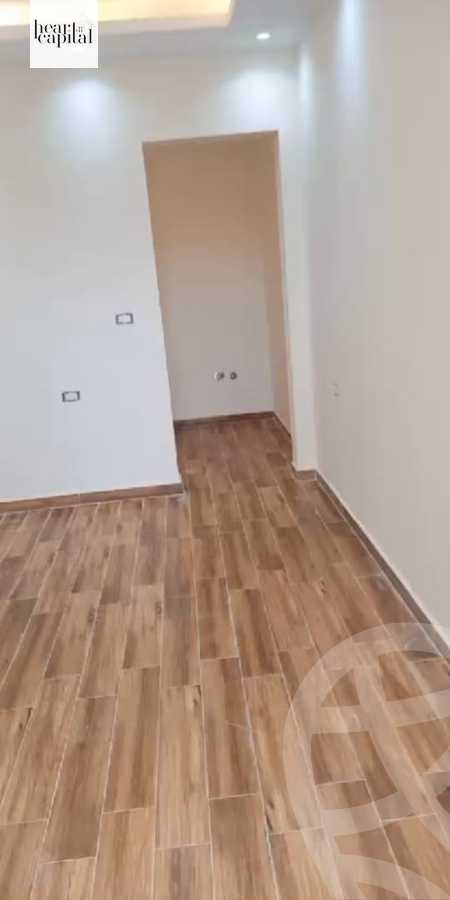 https://aqarmap.com.eg/en/listing/6039108-for-sale-cairo-el-sheikh-zayed-city-compounds-el-khamayel