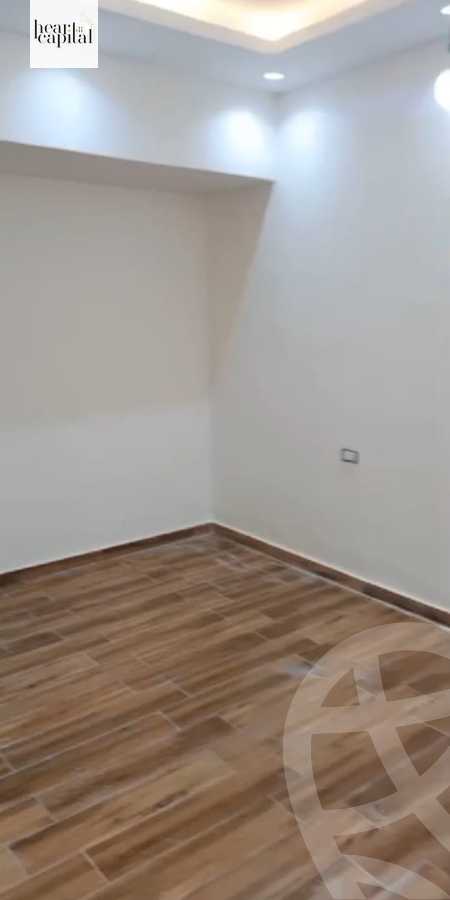 https://aqarmap.com.eg/en/listing/6039108-for-sale-cairo-el-sheikh-zayed-city-compounds-el-khamayel