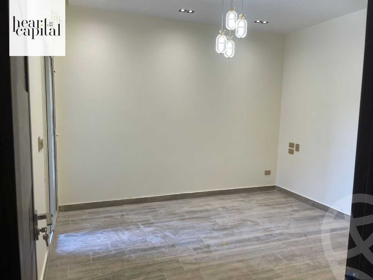 https://aqarmap.com.eg/en/listing/6138146-for-sale-cairo-new-cairo-lmstqbl-syty-compounds-pulse-mall-melee
