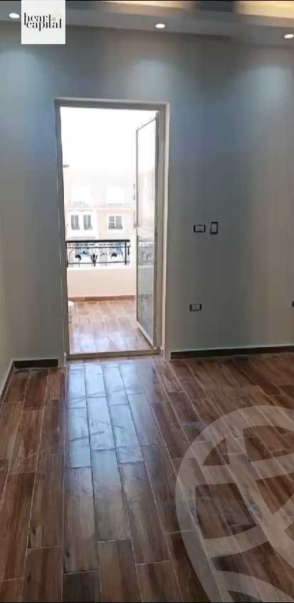 https://aqarmap.com.eg/ar/listing/6147862-for-sale-cairo-el-sheikh-zayed-city-compounds-el-khamayel