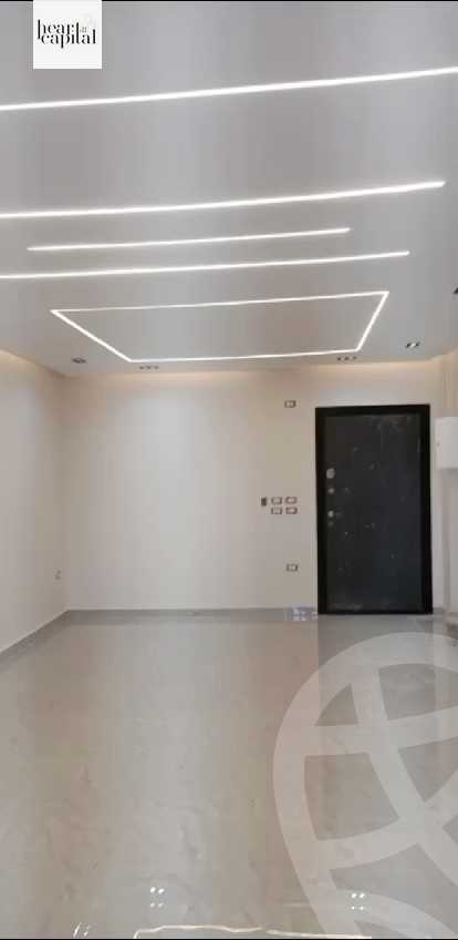 https://aqarmap.com.eg/ar/listing/6147862-for-sale-cairo-el-sheikh-zayed-city-compounds-el-khamayel