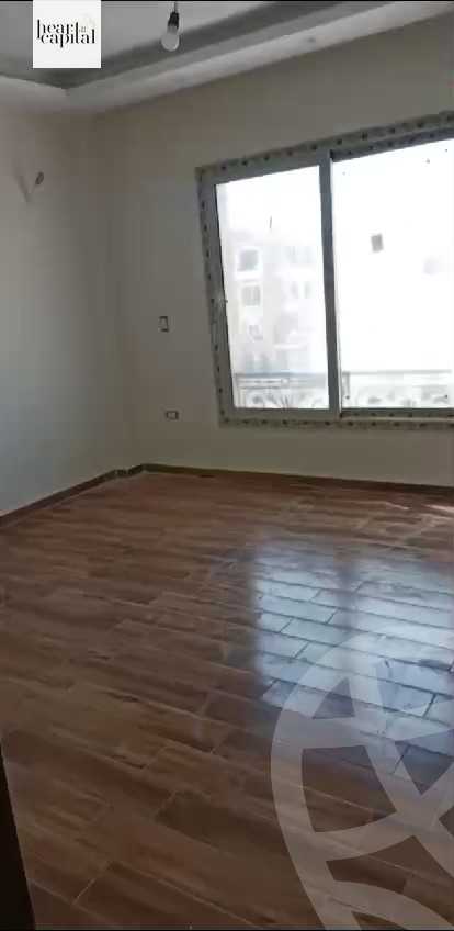 https://aqarmap.com.eg/ar/listing/6147862-for-sale-cairo-el-sheikh-zayed-city-compounds-el-khamayel