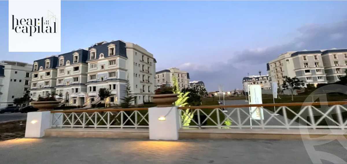 https://aqarmap.com.eg/en/listing/6152867-for-sale-cairo-new-cairo-compounds-mountain-view-hyde-park