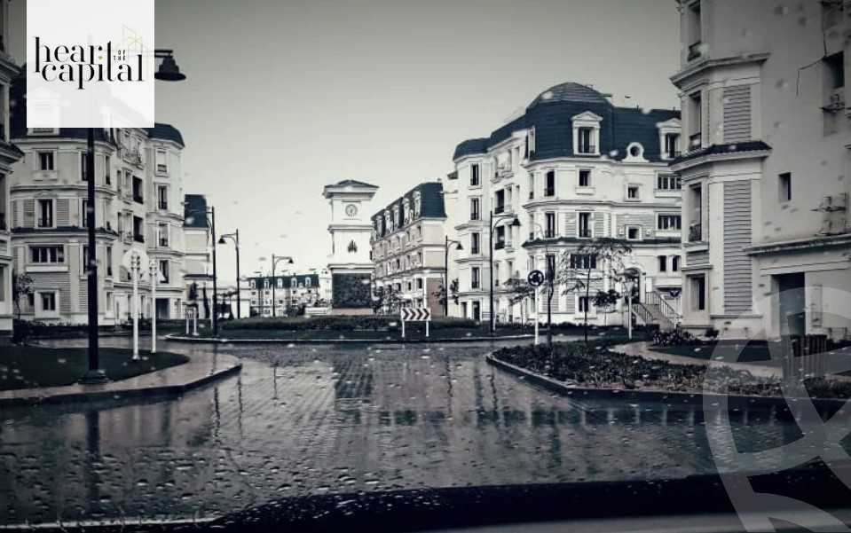 https://aqarmap.com.eg/en/listing/6152867-for-sale-cairo-new-cairo-compounds-mountain-view-hyde-park