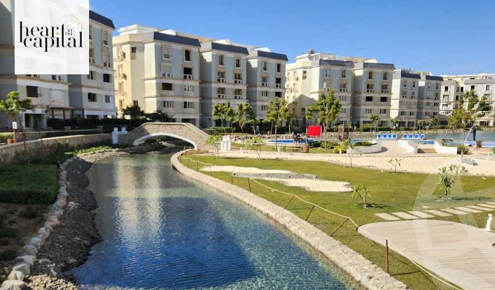 https://aqarmap.com.eg/en/listing/6152867-for-sale-cairo-new-cairo-compounds-mountain-view-hyde-park