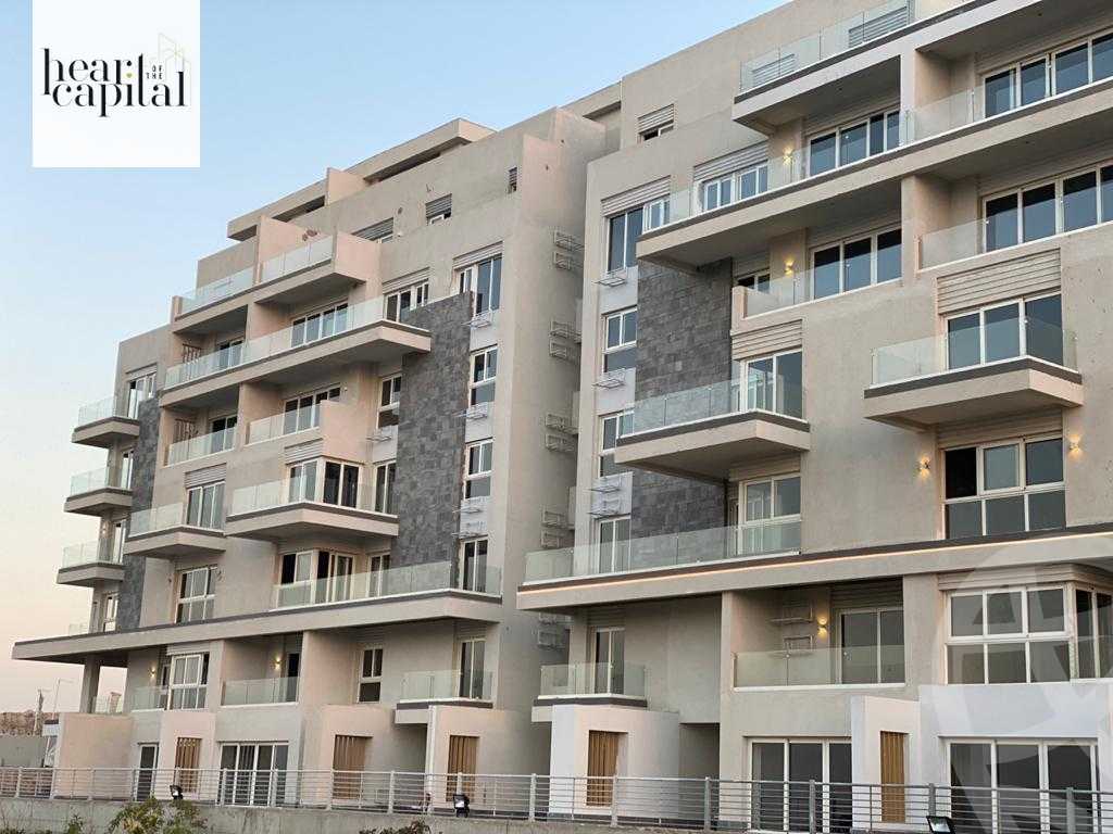 https://aqarmap.com.eg/ar/listing/6335940-for-sale-cairo-new-cairo-compounds-mwntn-fyw-y-syty-club-park-mountain-view-icity