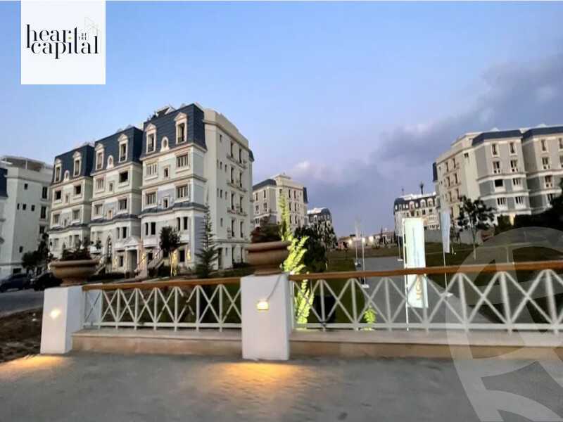 https://aqarmap.com.eg/en/listing/6432727-for-sale-cairo-new-cairo-compounds-mountain-view-hyde-park