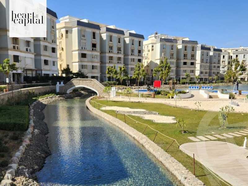 https://aqarmap.com.eg/en/listing/6432727-for-sale-cairo-new-cairo-compounds-mountain-view-hyde-park