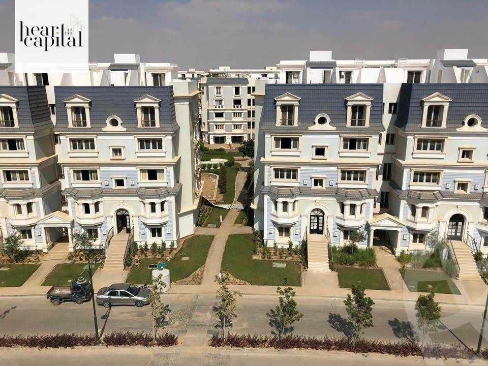 https://aqarmap.com.eg/en/listing/6618649-for-sale-cairo-new-cairo-compounds-mountain-view-hyde-park